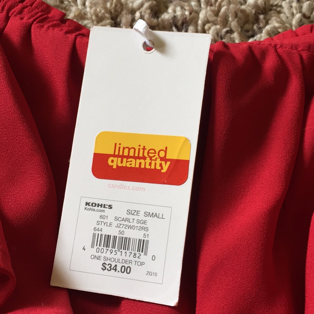 Red - Picture 2 of 4